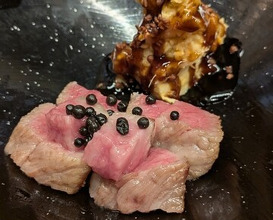 Dinner at Wayoushusai Hide