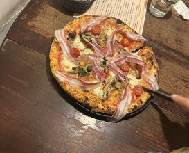 Dinner at IL PIZZAIOLO (イル・ピッツァイオーロ)