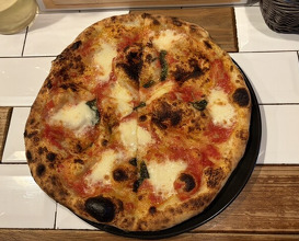 Dinner at IL PIZZAIOLO (イル・ピッツァイオーロ)