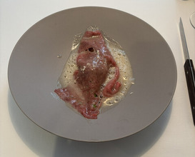 Dinner at Installation Table ENSO L'asymetrie du calme (Installation Table ENSO L'asymetrie du calme)