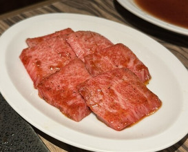 Dinner at Yakiniku Jumbo Hanare (焼肉 ジャンボ はなれ)