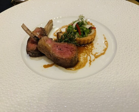 Dinner at Gastronomy Joel Robuchon (ガストロノミー ジョエル・ロブション)