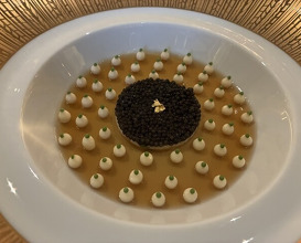 Dinner at Gastronomy Joel Robuchon (ガストロノミー ジョエル・ロブション)