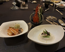 Dinner at Gastronomy Joel Robuchon (ガストロノミー ジョエル・ロブション)