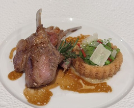 Dinner at Gastronomy Joel Robuchon (ガストロノミー ジョエル・ロブション)