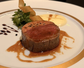 Dinner at Gastronomy Joel Robuchon (ガストロノミー ジョエル・ロブション)