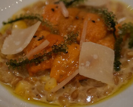 Dinner at Gastronomy Joel Robuchon (ガストロノミー ジョエル・ロブション)
