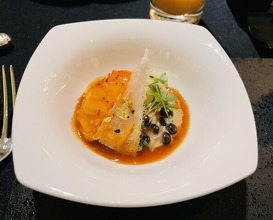 Dinner at Gastronomy Joel Robuchon (ガストロノミー ジョエル・ロブション)
