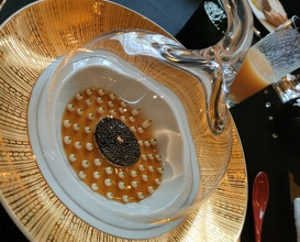 Dinner at Gastronomy Joel Robuchon (ガストロノミー ジョエル・ロブション)