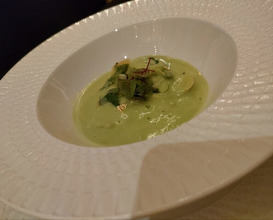 Dinner at Gastronomy Joel Robuchon (ガストロノミー ジョエル・ロブション)