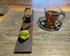 Dinner at Kaoru HIROO (薫 HIROO)