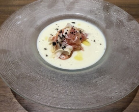 Dinner at kitchen Toshiki (kitchen俊貴)