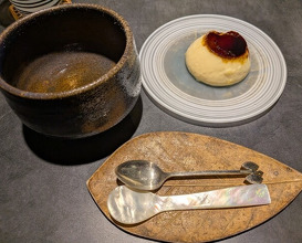Dinner at Kotowari o Hakaru Mise Bando (ことわりをはかるみせ ばんどう)