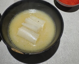 Dinner at Kotowari o Hakaru Mise Bando (ことわりをはかるみせ ばんどう)