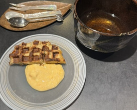 Dinner at Kotowari o Hakaru Mise Bando (ことわりをはかるみせ ばんどう)