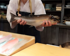Dinner at Kyogoku Zushi (京極寿司)
