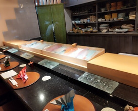 Dinner at Kyogoku Zushi (京極寿司)