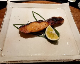 Dinner at Kyogoku Zushi (京極寿司)