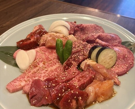 Dinner at Sumibi Yakiniku Kyuu (炭火焼肉 久)