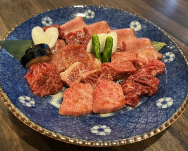 Dinner at Sumibi Yakiniku Kyuu (炭火焼肉 久)