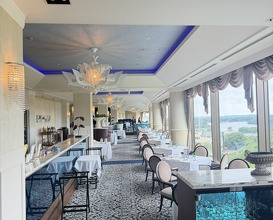 Dinner at La Mer (ラ・メール)