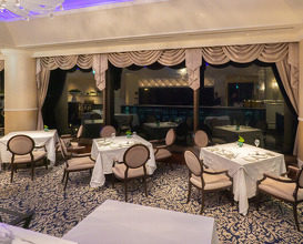 Dinner at La Mer (ラ・メール)