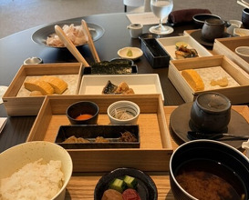 Dinner at LAT.34°N by AO