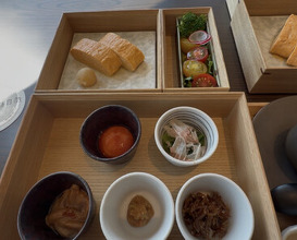 Dinner at LAT.34°N by AO