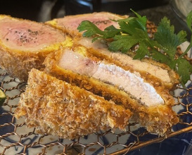 Dinner at Tonkatsu Mange (とんかつ マンジェ)