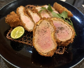 Dinner at Tonkatsu Mange (とんかつ マンジェ)
