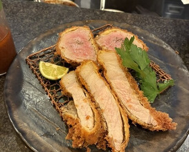 Dinner at Tonkatsu Mange (とんかつ マンジェ)