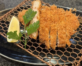 Dinner at Tonkatsu Mange (とんかつ マンジェ)