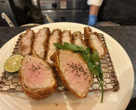 Dinner at Tonkatsu Mange (とんかつ マンジェ)