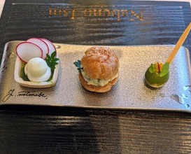 Dinner at Nabeno-Ism (ナベノ-イズム)