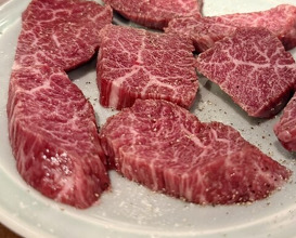 Dinner at Keiraku Yakiniku Pome (京洛焼肉 ぽめ)