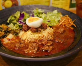 Dinner at SPICY CURRY Roka (SPICY CURRY 魯珈)