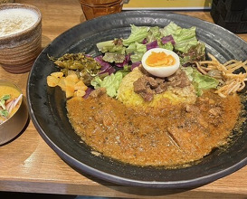 Dinner at SPICY CURRY Roka (SPICY CURRY 魯珈)