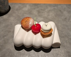 Dinner at Japanese inspired Italian cuisine sai (日本のイタリア料理店 sai)