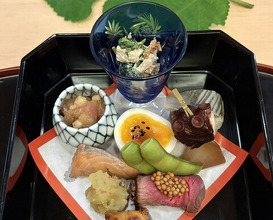 Dinner at Sangencha (山玄茶)