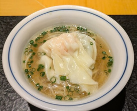 Dinner at Shin Zen Bi (眞善美)
