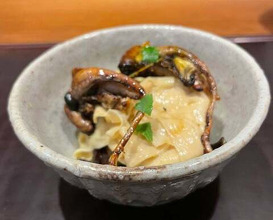 Dinner at Shun (瞬)