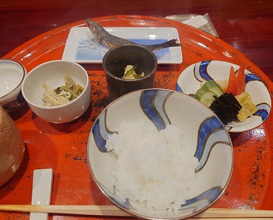 Dinner at Kusajiki Nakahigashi (草喰 なかひがし)