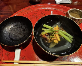 Dinner at Kusajiki Nakahigashi (草喰 なかひがし)