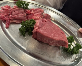 Dinner at BARON (ステーキハウス バロン)