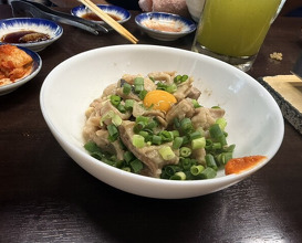 Dinner at Stamina En (スタミナ苑)