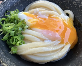 Dinner at Suzaki Shokuryohin Ten (須崎食料品店)