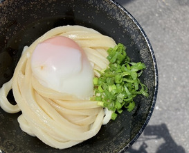 Dinner at Suzaki Shokuryohin Ten (須崎食料品店)