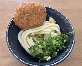 Dinner at Suzaki Shokuryohin Ten (須崎食料品店)