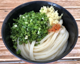 Dinner at Suzaki Shokuryohin Ten (須崎食料品店)