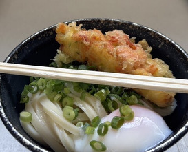 Dinner at Suzaki Shokuryohin Ten (須崎食料品店)